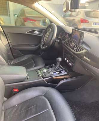 Audi A6 2012 image 13