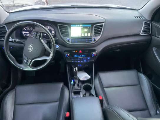 HYUNDAI TUCSON 2017 image 5