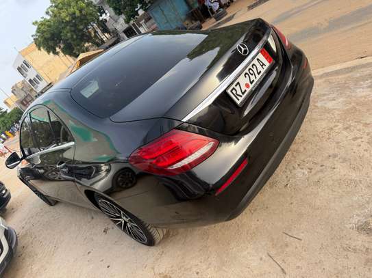 Mercedes Benz Class E 2019 sous douane image 12
