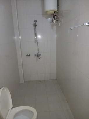 Un. Appartement f3 à louer – Ngor image 13