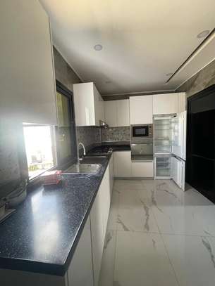 F4 à vendre Almadies recasement 184 m² image 9