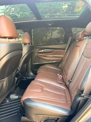 *HYUNDAI: SANTAFE Année : *2018 version 4X4 image 7