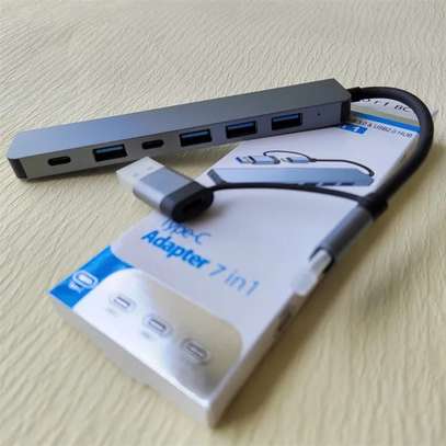 Adaptateur répartiteur de hub USB-C 7 en 1 avec multiport image 3