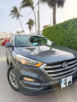 Hyundai tucson image 4