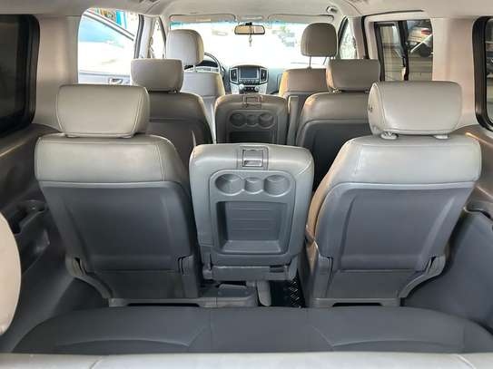 Hyundai Grand Starex 2017-2018 image 5