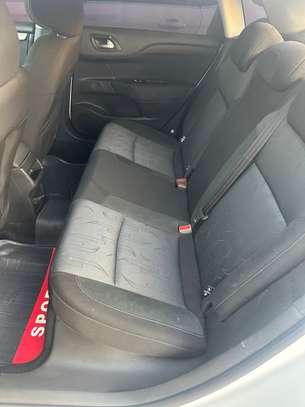 Citroën c4 diesel manuelle climatisé échange possible image 2