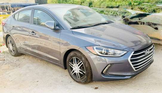 Hyundai Elantra 2018 image 5