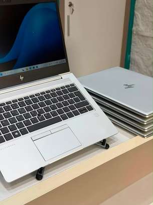 Hp elitebook 735 G5/ G6 image 9