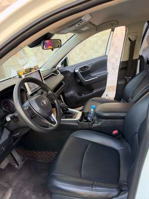 Toyota Rav4 2021 image 2
