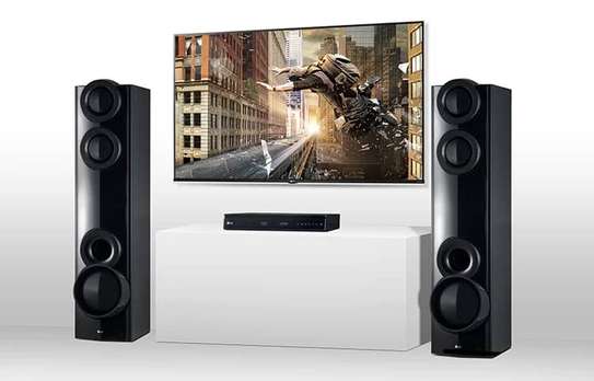 HOME CINEMA LG 1000WATT LHD675BG image 4