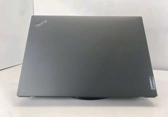 Lenovo Thinkpad P16s Gen2 image 2