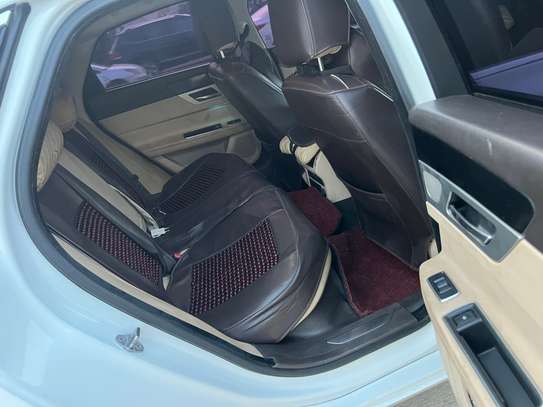 Jaguar XF 2017 full options image 9