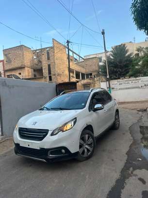 PEUGEOT 2008 image 8