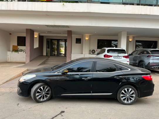 Hyundai Grandeur HG 300 Annee 2016 image 8