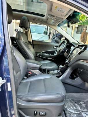 Hyundai santa fe sport lumitud 2017 full options image 6