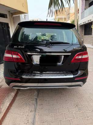 MERCEDES BENZ 2012 image 6
