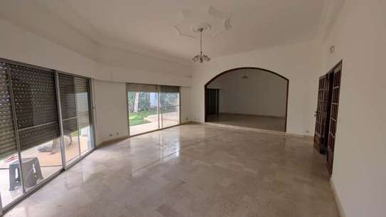 Villa commerciale aux Almadies à louer image 8