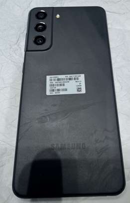 Samsung Galaxie S21 FE image 4