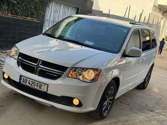 DODGE GRAND CARAVANE 7 places 2017 image 2