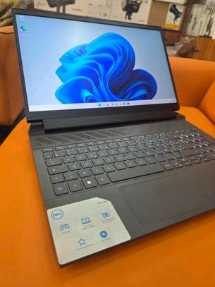 Gamer Dell G15 we image 3
