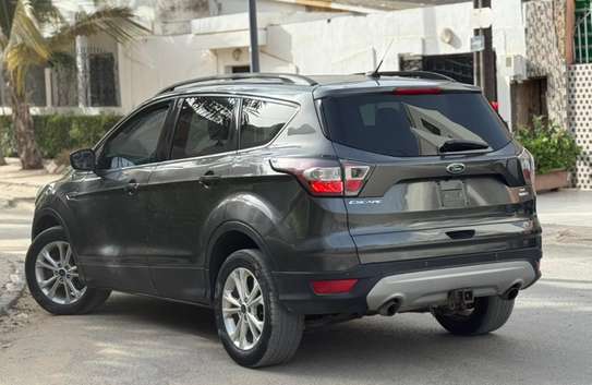 Ford Escape SE 2017 image 10