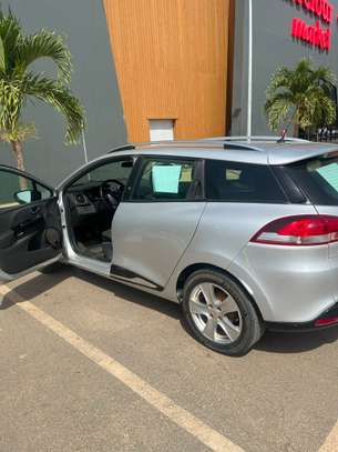 Renault clio image 8