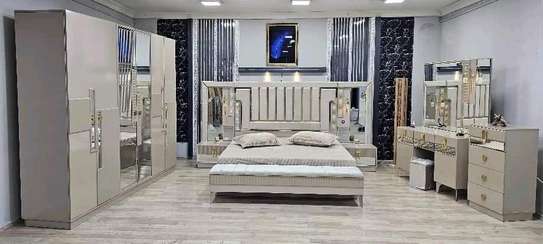 Chambre à coucher vip image 8