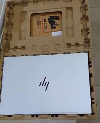 PC HP EliteBook 8 G1iA 16” U5 16/512 NEUF SCELLÉ image 13