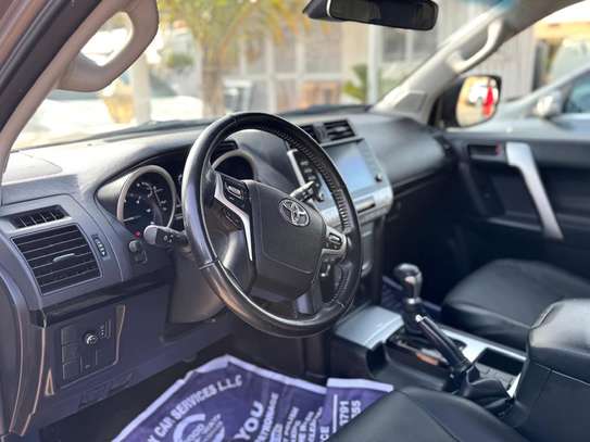 Toyota land cruiser TXL image 10