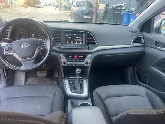 HYUNDAI ELANTRA ANNEE: 2017 image 4