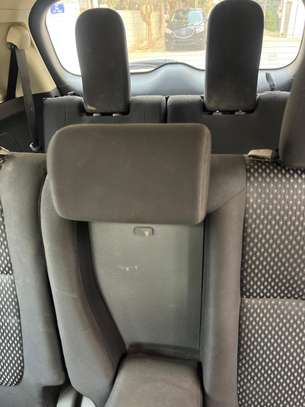 Mitsubishi Outlander 2018Gris SUV spacieux fiable image 3