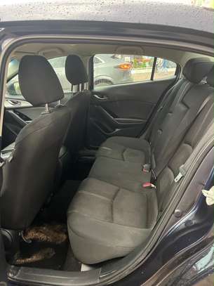 Mazda 3 image 4
