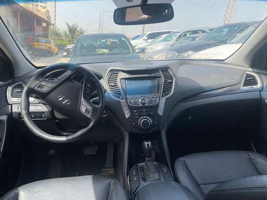 Hyundai Santafé image 4