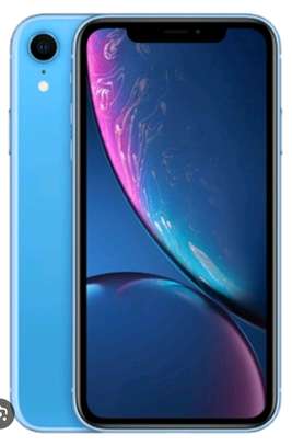 iphone xR xr from sua 64gb image 2