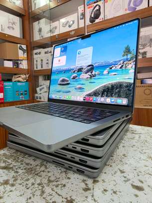 MacBook pro 14'' M1 Pro image 5