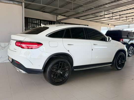 MERCEDESGLE 350D Année : 2018 image 3