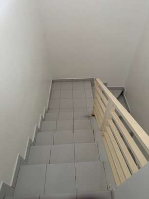 Villa R+2 à louer image 10