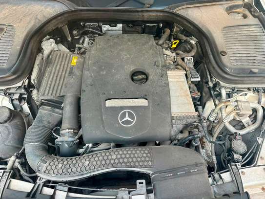 mercedess glc 300 4matic image 13