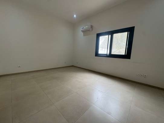Appartement 3 chambres à louer aux Almadie Ngor image 8