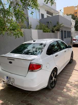 Ford Focus image 2