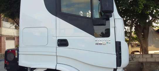 CAMION 10 ROUES MARQUE IVECO DIESEL image 3