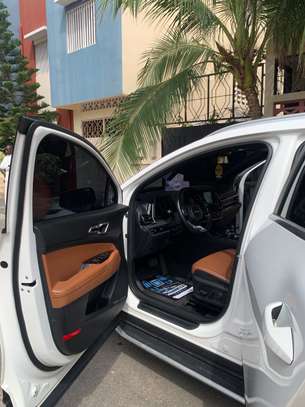 Kia Sportage SUV 2022 image 13