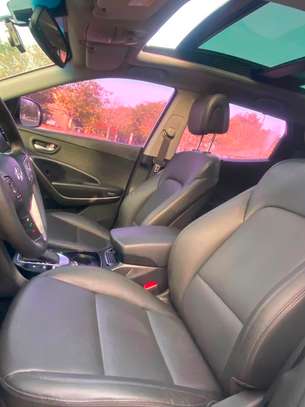 HYUNDAI SANTA FE 2018 image 4