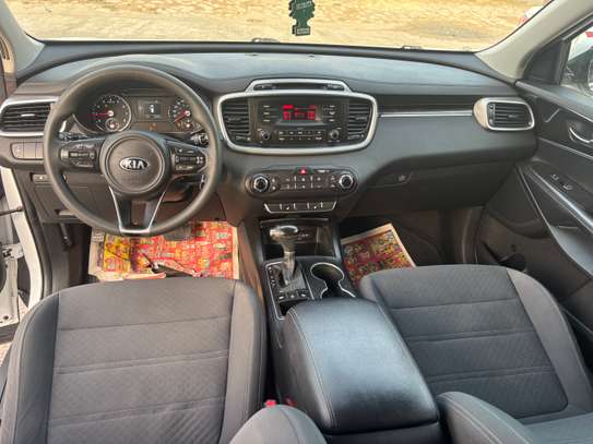 KIA SORENTO 2017 image 9