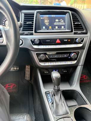 Hyundai Sonata 2018 image 4