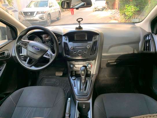 Ford focus 2017 image 4