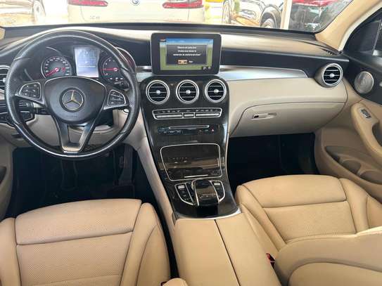 Mercedes Benz GLC 300 coupe image 7