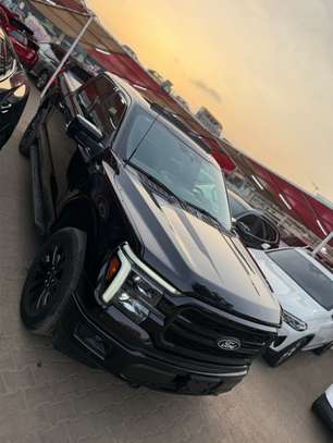 Ford F150 Lariat 2025 image 3