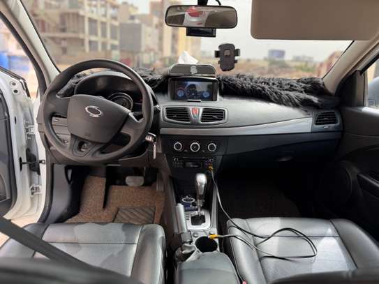 Renault sm3 essence image 5