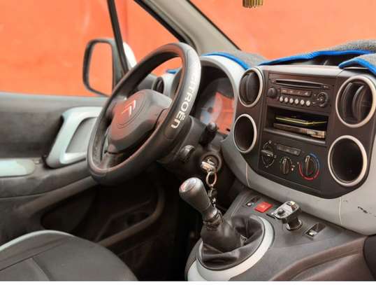 Berlingo Diesel 5 places image 8
